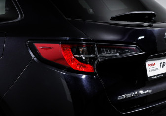 Подержанный автомобиль Toyota Corolla Wagon 2020 года (17 фото)