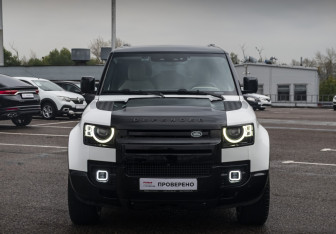 Подержанный автомобиль Land Rover Defender Suv 2021 года (2 фото)