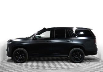 Подержанный автомобиль Cadillac Escalade Suv 2022 года (8 фото)