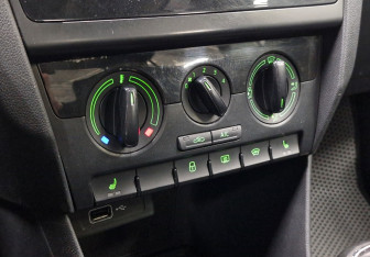 Подержанный автомобиль Skoda Rapid Liftback 2019 года (3 фото)