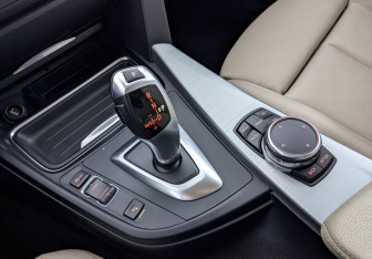 Подержанный автомобиль BMW M3 Sedan 2015 года (28 фото)