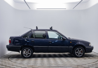 Подержанный автомобиль Daewoo Nexia Sedan 2008 года (4 фото)