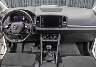 Подержанный автомобиль Skoda Karoq 2020 года (14 фото)