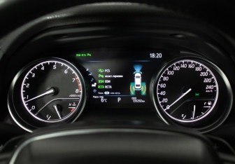 Подержанный автомобиль Toyota Camry Sedan 2020 года (12 фото)