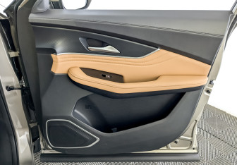 Подержанный автомобиль Evolute i-SKY 2024 года (26 фото)