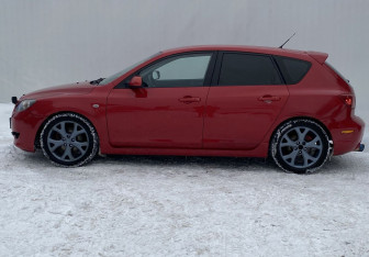 Подержанный автомобиль Mazda 3 Hatchback 2006 года (8 фото)