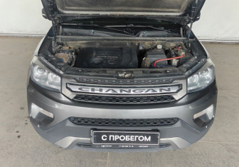 Подержанный автомобиль Changan CS75 2019 года (18 фото)