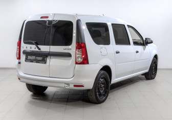Подержанный автомобиль LADA (ВАЗ) Largus Wagon 2024 года (5 фото)