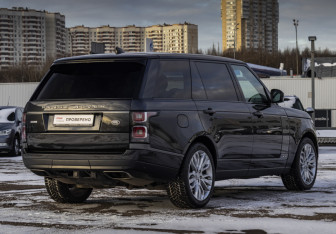Подержанный автомобиль Land Rover Range Rover 2018 года (5 фото)