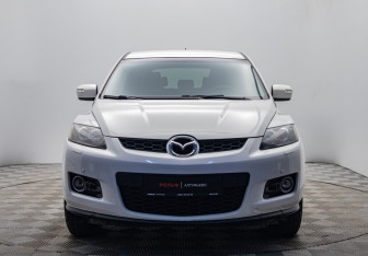 Подержанный автомобиль Mazda CX-7 2008 года (8 фото)