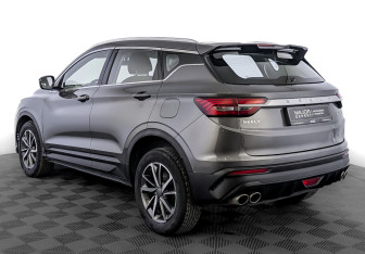 Подержанный автомобиль Geely Coolray 2022 года (7 фото)