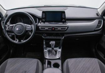 Подержанный автомобиль Kia Seltos 2020 года (13 фото)
