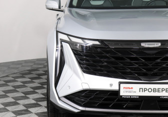 Подержанный автомобиль Geely Atlas 2024 года (13 фото)