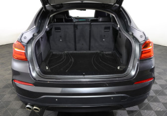 Подержанный автомобиль BMW X4 2015 года (10 фото)