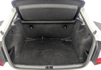 Подержанный автомобиль Skoda Rapid Liftback 2019 года (10 фото)