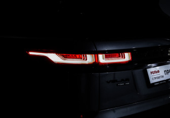 Подержанный автомобиль Land Rover Range Rover Velar 2019 года (18 фото)
