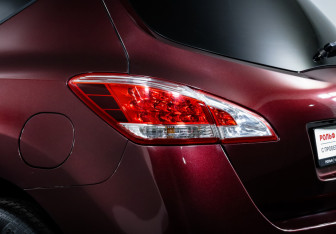 Подержанный автомобиль Nissan Murano Suv 2012 года (16 фото)