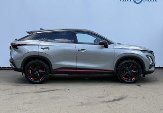 Подержанный автомобиль Omoda C5 2023 года (4 фото)