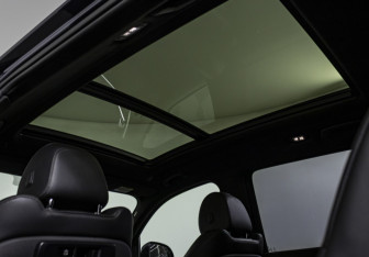 Подержанный автомобиль BMW X7 2019 года (28 фото)