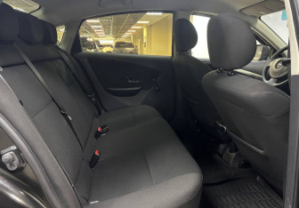 Подержанный автомобиль Nissan Almera Sedan 2015 года (11 фото)