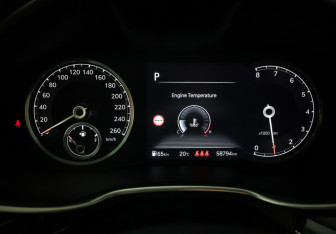 Подержанный автомобиль Genesis G80 2022 года (16 фото)