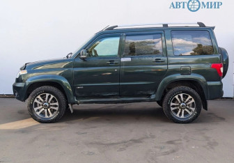 Подержанный автомобиль УАЗ Patriot 2015 года (8 фото)