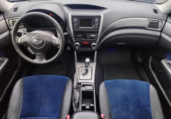 Подержанный автомобиль Subaru Forester Suv 2012 года (11 фото)