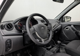Подержанный автомобиль LADA (ВАЗ) Granta Sedan 2024 года (15 фото)