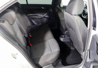 Подержанный автомобиль Skoda Octavia Liftback 2018 года (8 фото)