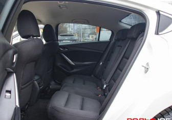 Подержанный автомобиль Mazda 6 Sedan 2015 года (10 фото)