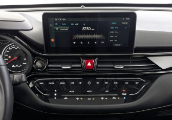 Новый Москвич 3 2023 (17 фото)