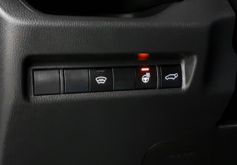 Подержанный автомобиль Toyota RAV4 2019 года (18 фото)