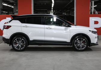 Подержанный автомобиль Geely Coolray 2019 года (4 фото)