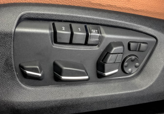 Подержанный автомобиль BMW X6 2018 года (26 фото)