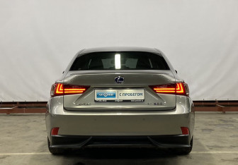 Подержанный автомобиль Lexus IS Sedan 2013 года (6 фото)