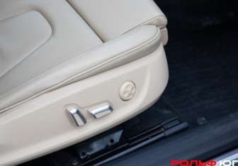 Подержанный автомобиль Audi A5 Coupe 2015 года (18 фото)
