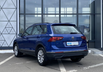 Подержанный автомобиль Volkswagen Tiguan 2021 года (7 фото)