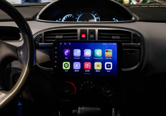 Подержанный автомобиль Hyundai Matrix 2006 года (14 фото)