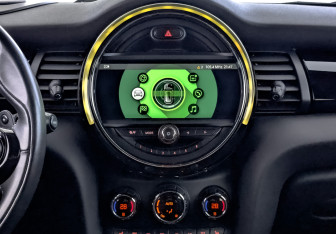 Подержанный автомобиль MINI Hatch 2020 года (17 фото)