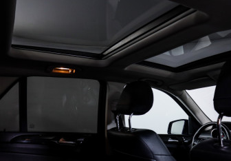 Подержанный автомобиль Mercedes-Benz GLE 2016 года (17 фото)