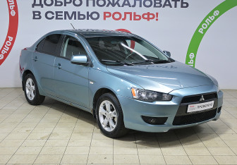 Подержанный автомобиль Mitsubishi Lancer Sedan 2007 года (3 фото)