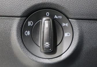 Подержанный автомобиль Skoda Octavia Liftback 2017 года (12 фото)