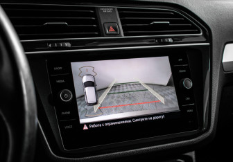 Подержанный автомобиль Volkswagen Tiguan 2019 года (16 фото)