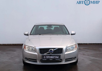Подержанный автомобиль Volvo S80 2011 года (2 фото)