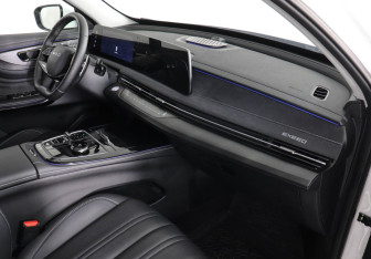 Подержанный автомобиль Exeed LX 2023 года (10 фото)