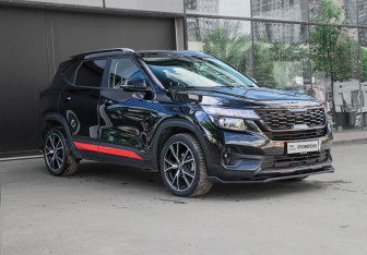 Подержанный автомобиль Kia Seltos 2021 года (2 фото)