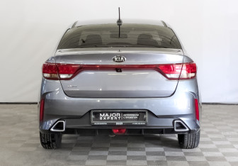 Подержанный автомобиль Kia Rio Sedan 2021 года (6 фото)