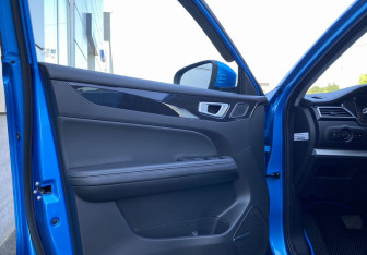 Подержанный автомобиль Kaiyi X3 2023 года (18 фото)