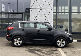 Подержанный автомобиль Kia Sportage 2011 года (4 фото)