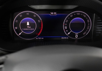 Подержанный автомобиль Skoda Octavia Liftback 2017 года (12 фото)